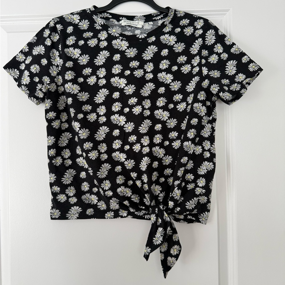 Tom Tailor Daisy Print Knot-Front Black Tee